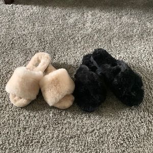 2 pair of house shoes